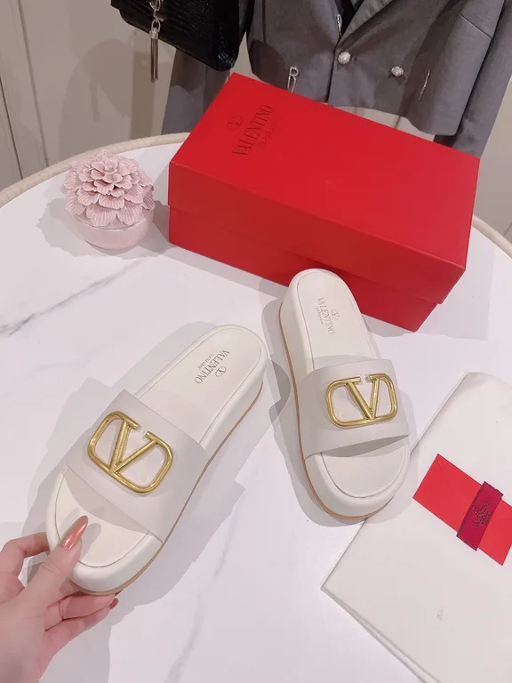 Valentino Shoe 